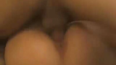 Snejomfruens smukke ansigt er fyldt med sperm efter et dygtigt blowjob